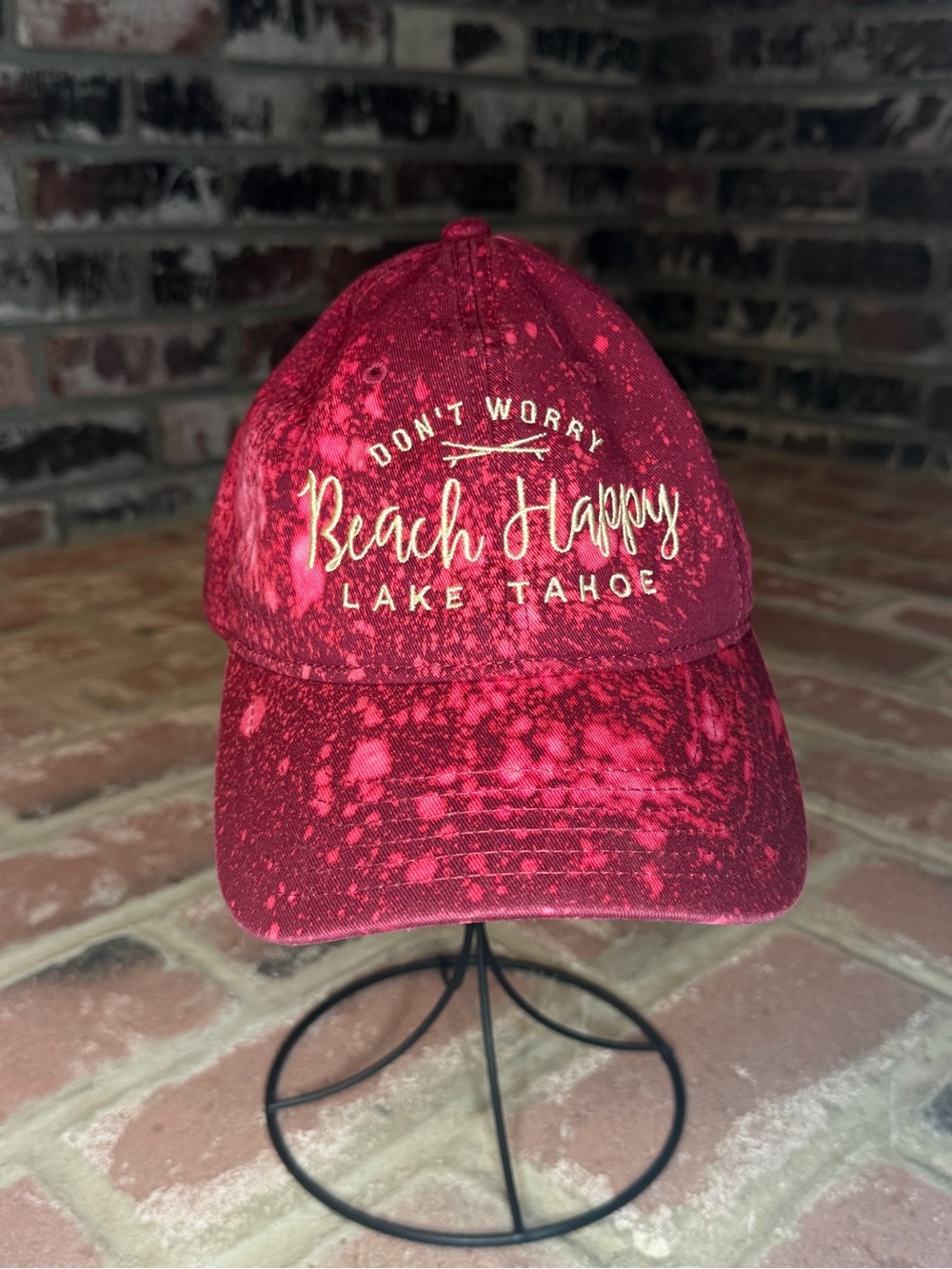Lake Tahoe Don’t Worry Beach Happy Lake Tahoe Maroon Bleach Spray Baseball Cap